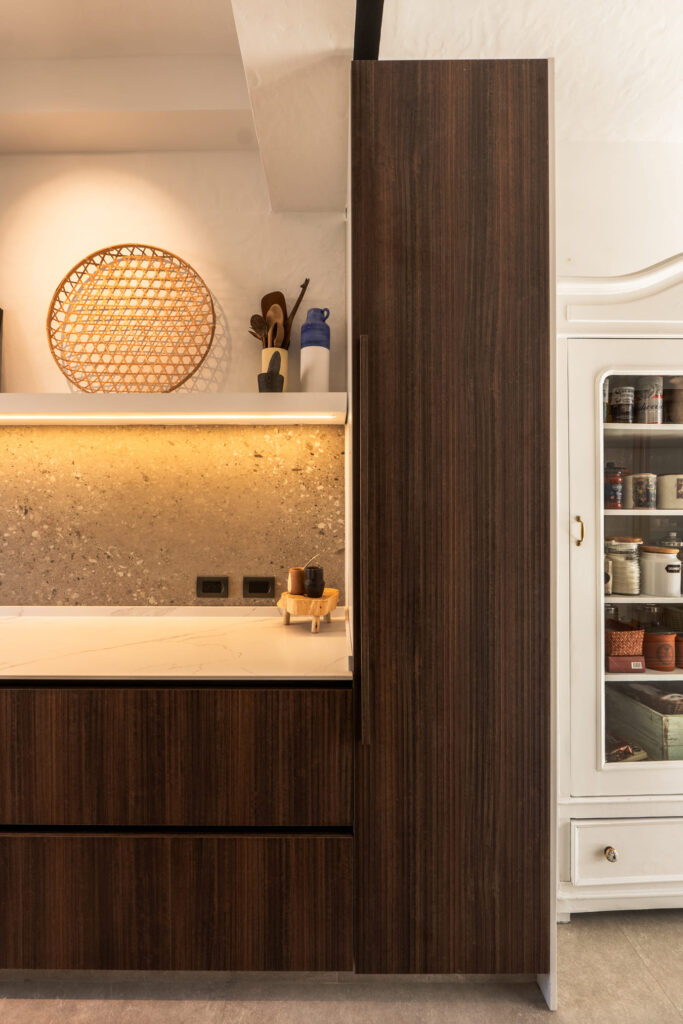 Cocina Casa Olivos con acabado Riga Patrese de Cleaf.